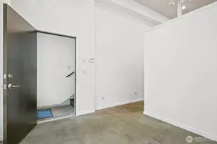 6704 15th Ave NW, Seattle, WA 98117 - Photo 9