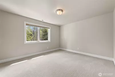 818 Windsor Drive SE, Sammamish, WA 98074 - Photo 27