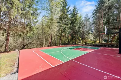 818 Windsor Drive SE, Sammamish, WA 98074 - Photo 37