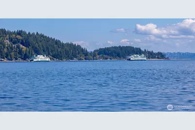 1239 Colchester Drive E, Port Orchard, WA 98366 - Photo 3