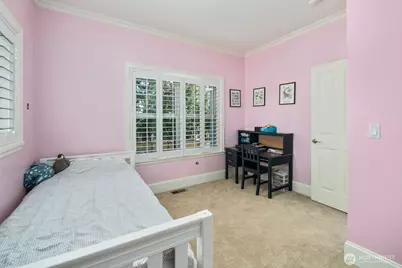 6030 Ann Arbor Avenue NE, Seattle, WA 98115 - Photo 23