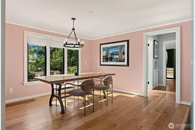 3302 E Pine Street, Seattle, WA 98122 - Photo 9