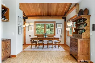 8015 Cultus Bay Rd, Clinton, WA 98236 - Photo 11