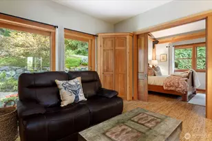 8015 Cultus Bay Rd, Clinton, WA 98236 - Photo 15