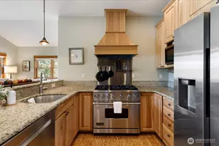 8015 Cultus Bay Rd, Clinton, WA 98236 - Photo 9