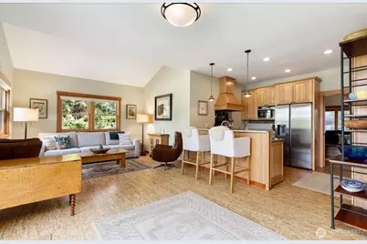 8015 Cultus Bay Road, Clinton, WA 98236 - Photo 7