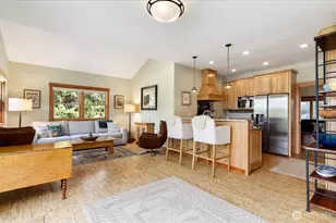 8015 Cultus Bay Rd, Clinton, WA 98236 - Photo 7
