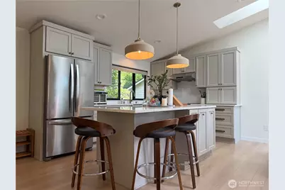9323 NE 124th Street, Kirkland, WA 98034 - Photo 9