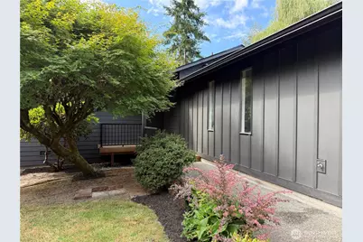 9323 NE 124th Street, Kirkland, WA 98034 - Photo 3
