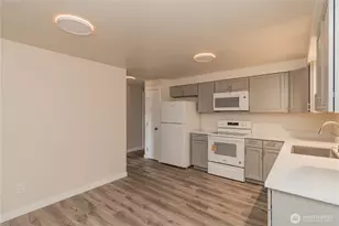 17520 6 Ave Ct E, Spanaway, WA 98387 - Photo 29