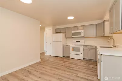 17520 6th Ave Ct E, Spanaway, WA 98387 - Photo 17