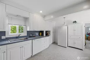1515 Lombard Ave, Everett, WA 98201 - Photo 9