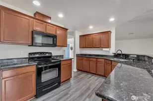 13915 Tomcat Ln SE, Yelm, WA 98597 - Photo 7