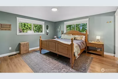 19411 NE 159th Street, Woodinville, WA 98077 - Photo 11