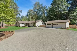 19411 NE 159th St, Woodinville, WA 98077 - Photo 23
