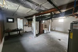 215 W Motor Ave, Port Angeles, WA 98362 - Photo 33