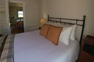 215 W Motor Ave, Port Angeles, WA 98362 - Photo 17