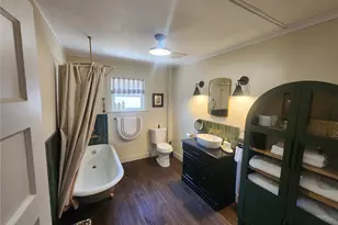 215 W Motor Ave, Port Angeles, WA 98362 - Photo 13