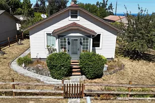 215 W Motor Ave, Port Angeles, WA 98362 - Photo 3