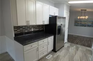 111 99th St S, Tacoma, WA 98444 - Photo 9