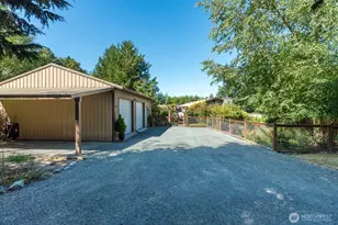 1607 NE Parker Rd, Coupeville, WA 98239 - Photo 35