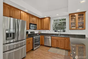 2311 Oregon Ave, Anacortes, WA 98221 - Photo 11
