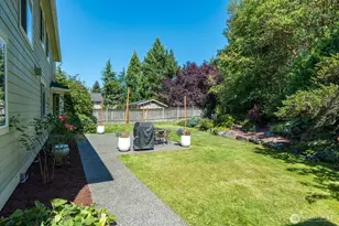 2311 Oregon Ave, Anacortes, WA 98221 - Photo 33