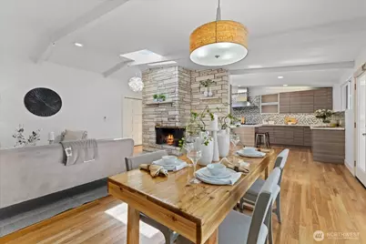 2752 NE 103rd Street, Seattle, WA 98125 - Photo 5