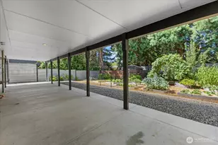 2752 NE 103rd St, Seattle, WA 98125 - Photo 29