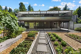 2752 NE 103rd St, Seattle, WA 98125 - Photo 11