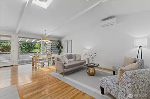 2752 NE 103rd St, Seattle, WA 98125 - Photo 9