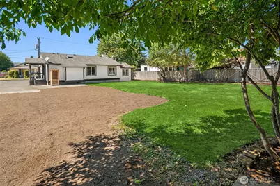 1747 Harding Street, Enumclaw, WA 98022 - Photo 27