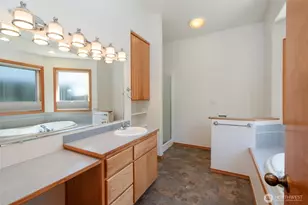 716 S N St, Port Angeles, WA 98363 - Photo 29