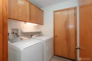 716 S N St, Port Angeles, WA 98363 - Photo 35