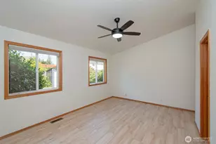 716 S N St, Port Angeles, WA 98363 - Photo 27