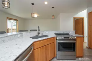 716 S N St, Port Angeles, WA 98363 - Photo 15