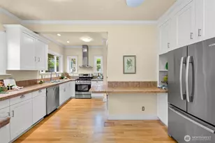 721 15th St, Bellingham, WA 98225 - Photo 15