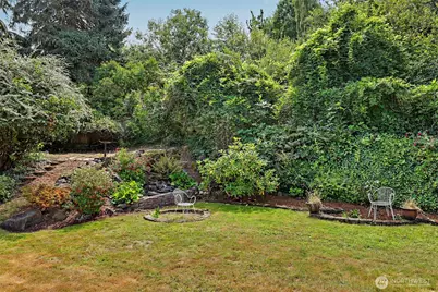 7017 NE 155th Place, Kenmore, WA 98028 - Photo 31