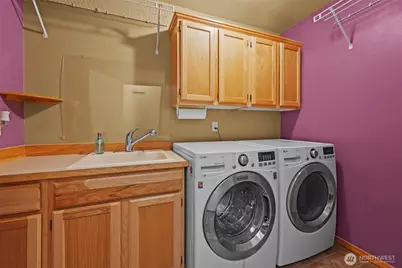 3918 Norpoint Way NE, Tacoma, WA 98422 - Photo 13