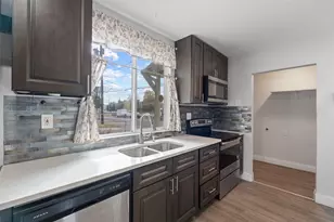 1504 8th Ave, Longview, WA 98632 - Photo 17