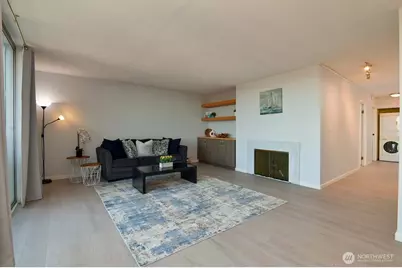 4540 8th Avenue NE #1605, Seattle, WA 98105 - Photo 7