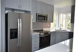 9014 S J St, Tacoma, WA 98444 - Photo 5