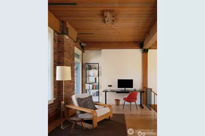611 Post Avenue #7, Seattle, WA 98104 - Photo 9