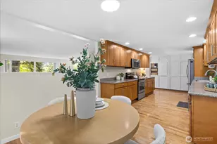 15631 58th Pl W, Edmonds, WA 98026 - Photo 11
