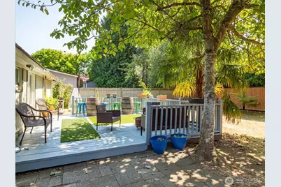 1331 N 121st Street, Seattle, WA 98133 - Photo 21