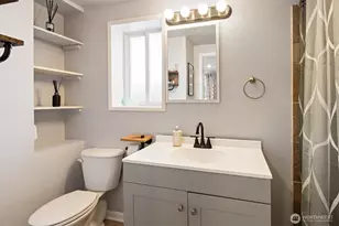 1331 N 121st St, Seattle, WA 98133 - Photo 17