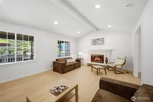 14433 106th Pl NE, Kirkland, WA 98034 - Photo 3