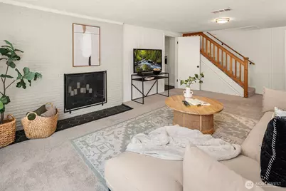10022 11th Avenue NW, Seattle, WA 98177 - Photo 17