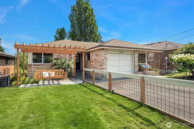 10022 11th Avenue NW, Seattle, WA 98177 - Photo 1