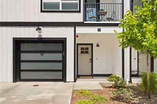 18527 1st Ave NE, Shoreline, WA 98155 - Photo 3